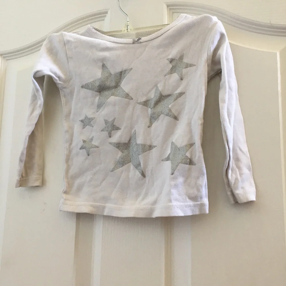 Little Girls Carters long sleeved tee 2t